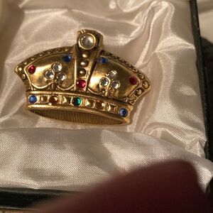 Beautiful Ben Amum crown brooch with jewels.